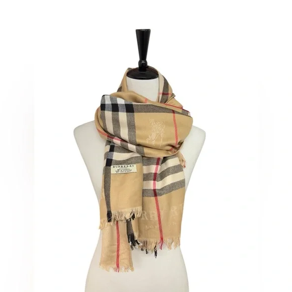 Burberry London Classic Nova Check 100% Cashmere Scarf Made in Scotland - Picture 2 of 10
